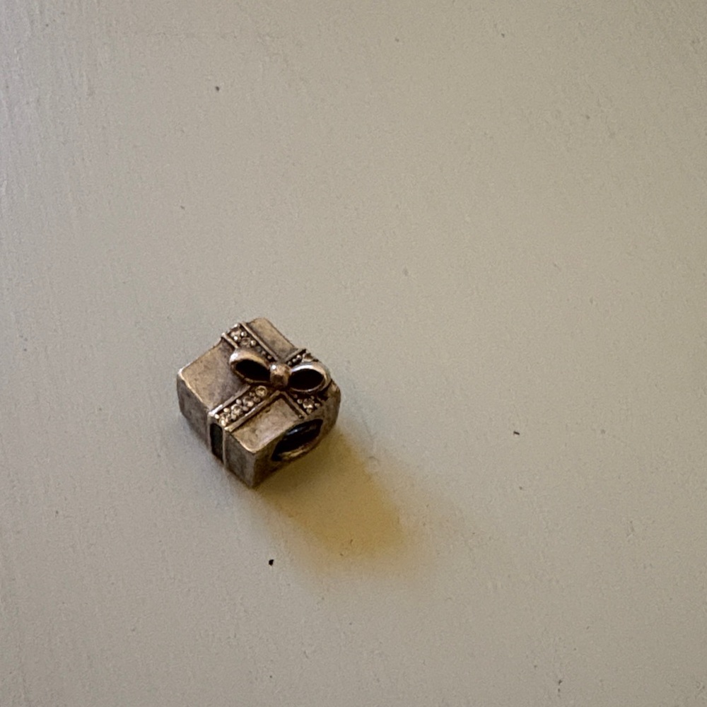 Silver Gift Box Pandora Charm